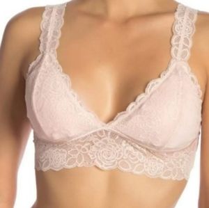 Chelsea 28 lace bralette